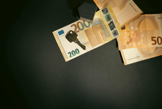 How do you maximise tax efficiency with a 100k investment