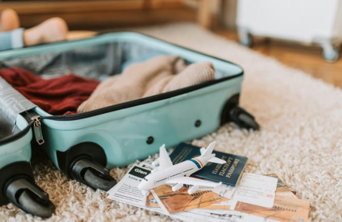 Can you take vapes on a plane in your suitcase?