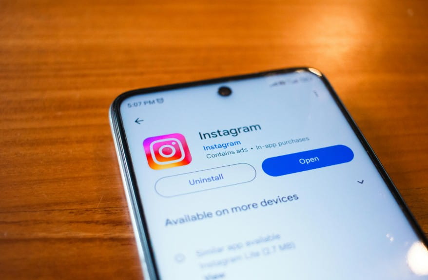 Does Instagram Notify When You Screenshot a Story? (2026 Update)