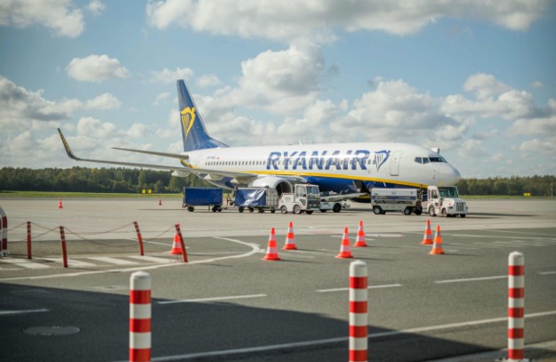 What Are the Recent Ryanair Airport Service Reductions?