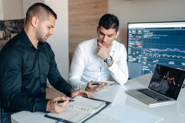 Woodville Consultants Reviews and Investor Sentiment